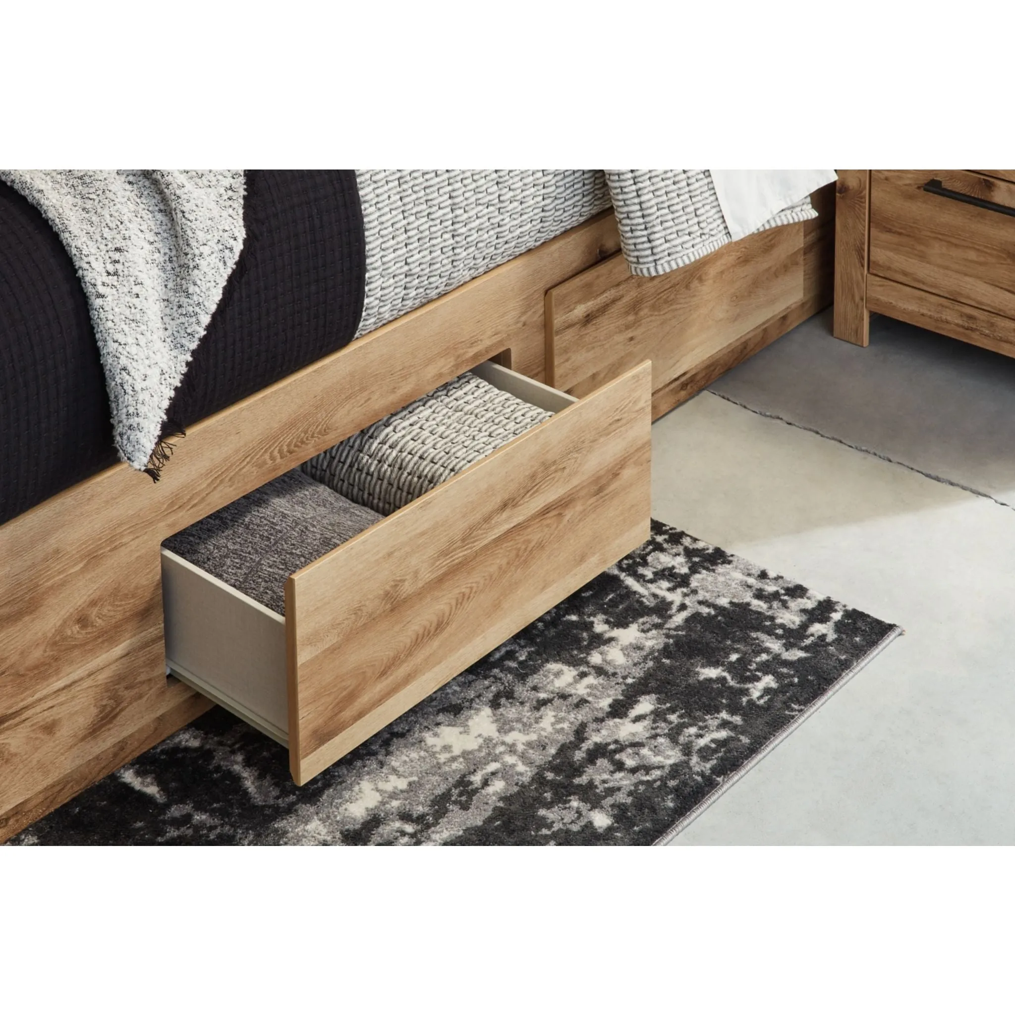 Hyanna Bed with 6 Drawer Storage