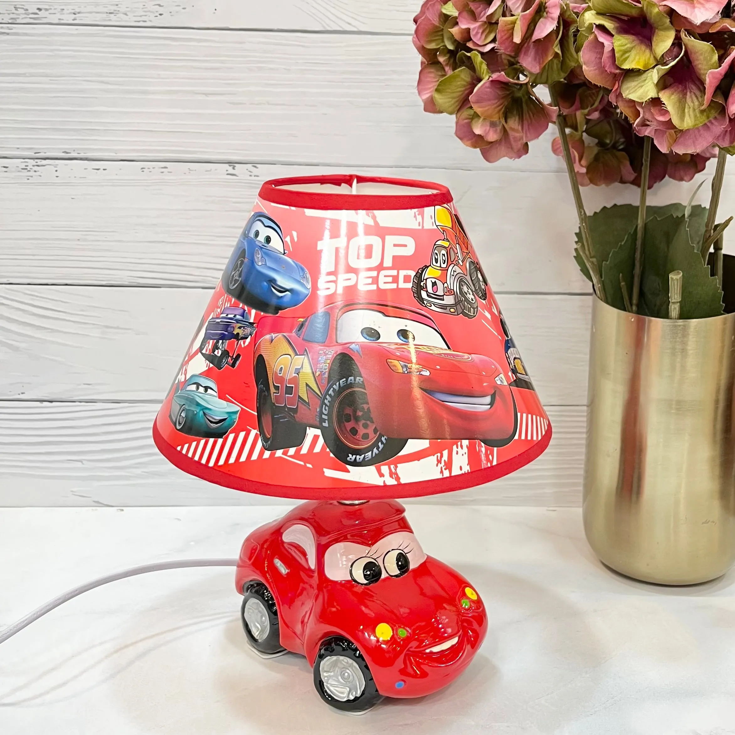 Night Lamp - McQueen's Radiance (Red)